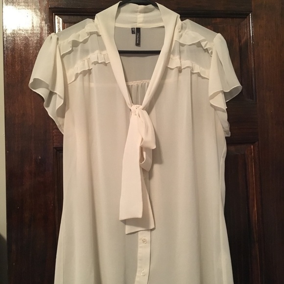 Maurice’s Blouse - Picture 4 of 4